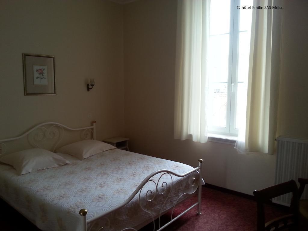 Hotel Emilie Royan Oda fotoğraf